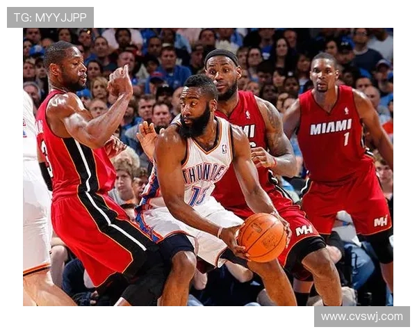 韦德称哈登与自己06年时期相似 均具突破能力并能为队友创造机会 韦德称哈登与自己06年时期相似 均具突破能力并能为队友创造机会